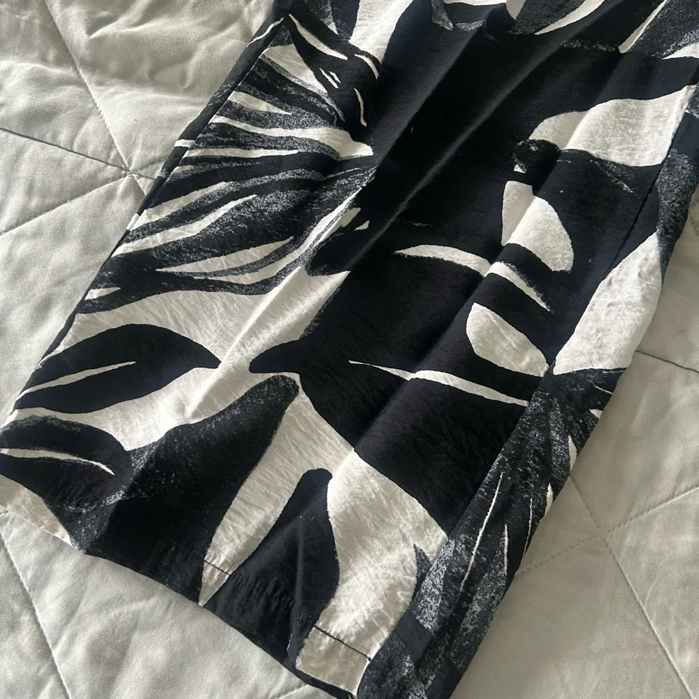 Sold - Picture 2 of 5